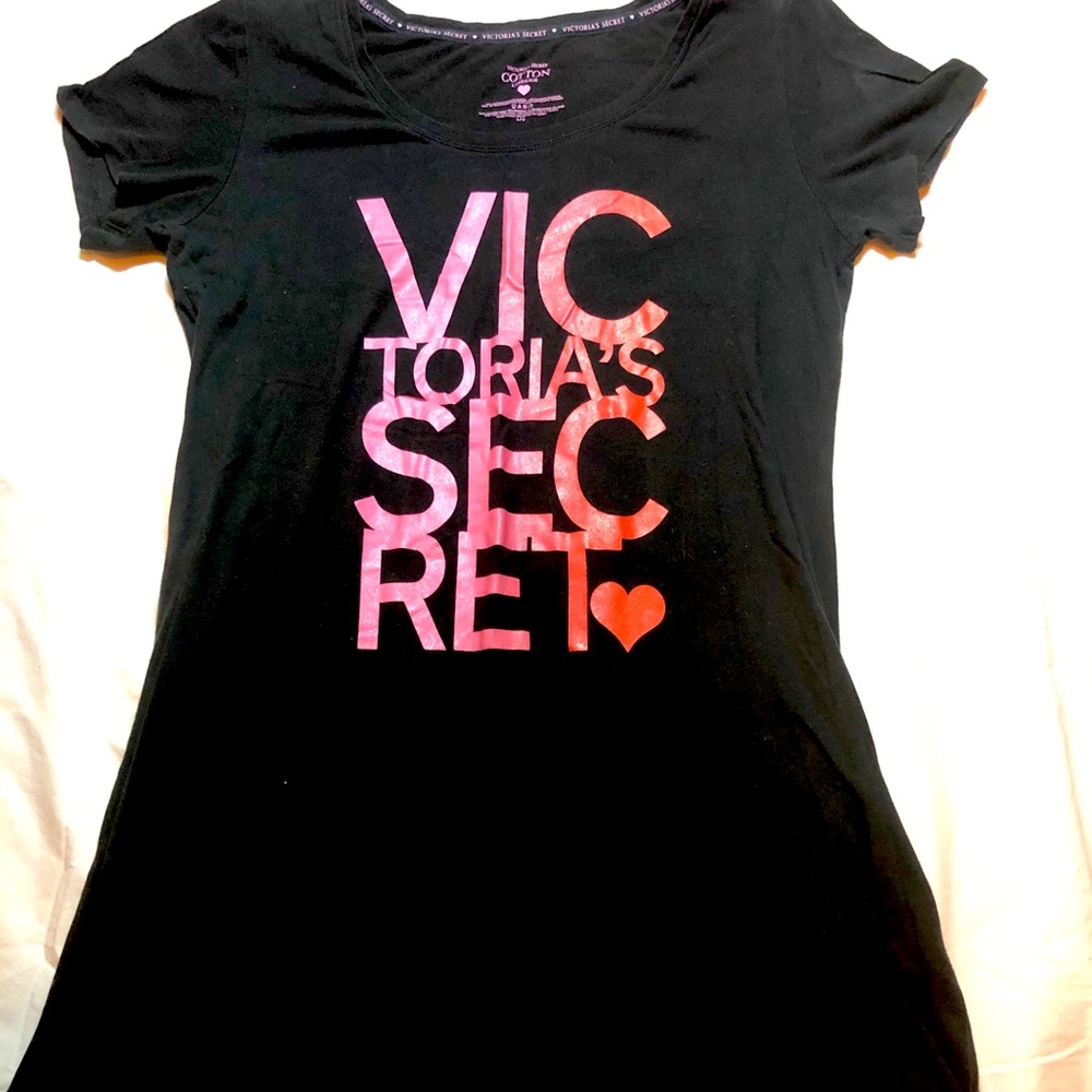 Victoria’s Secret sleep shirt size large